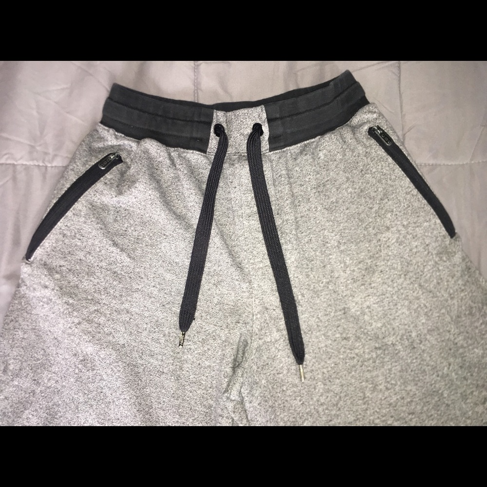 Men’s shorts - Picture 2 of 5